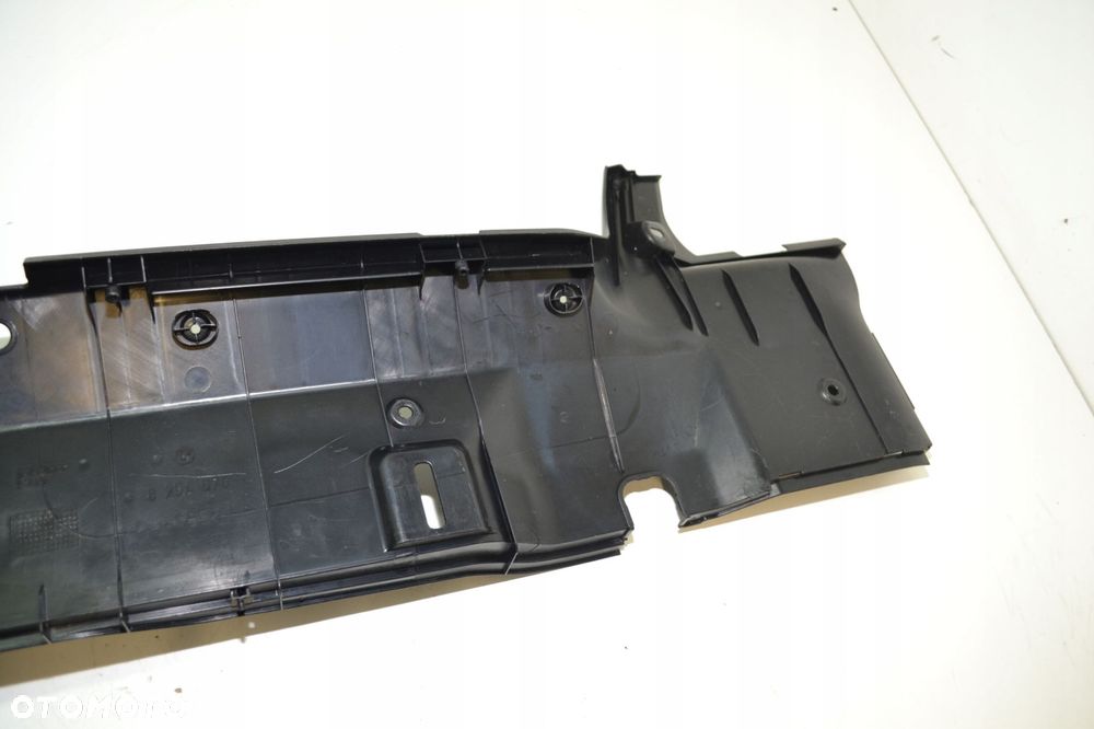 BMW E46 COUPE CABRIO MASKOWNICA OSŁONA PASA TYLNEGO 8204070 - 5