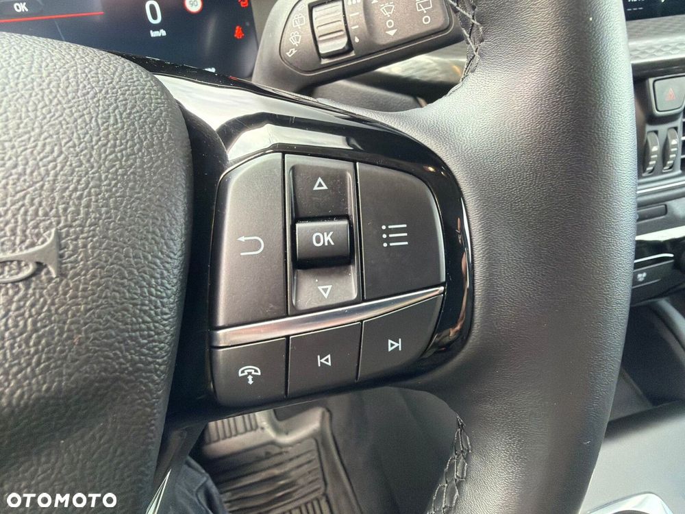 Ford Kuga - 24