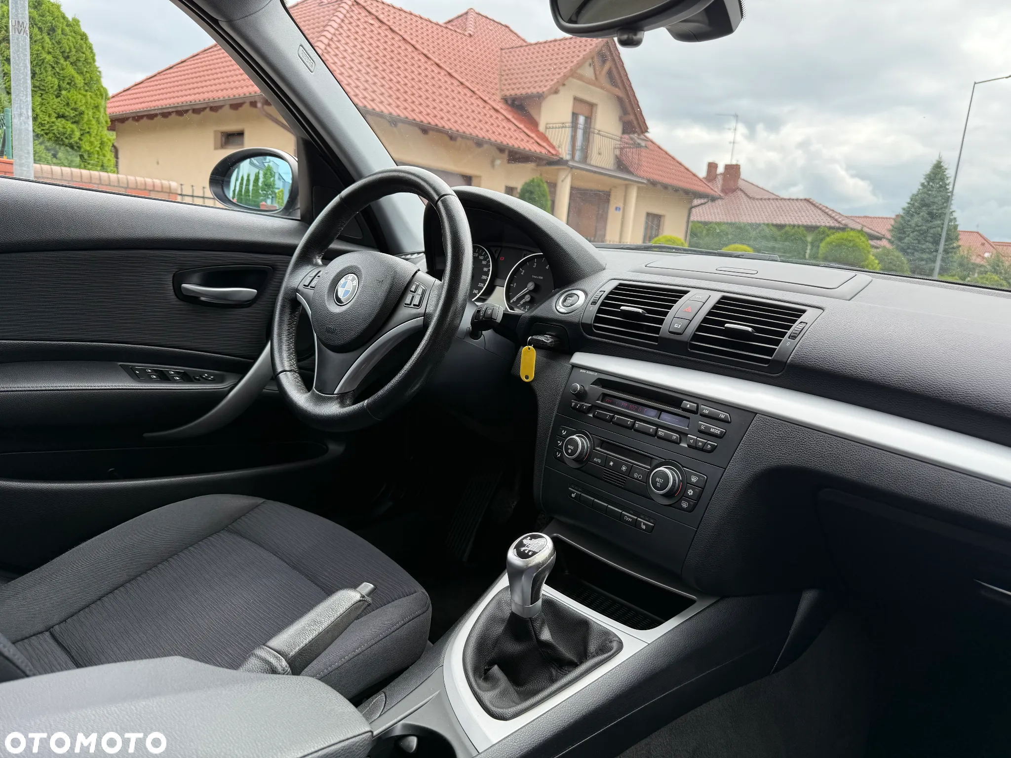 BMW Seria 1 116i - 13