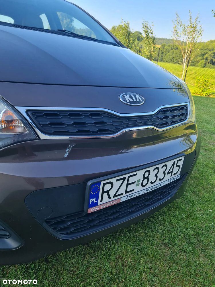 Kia Rio - 14