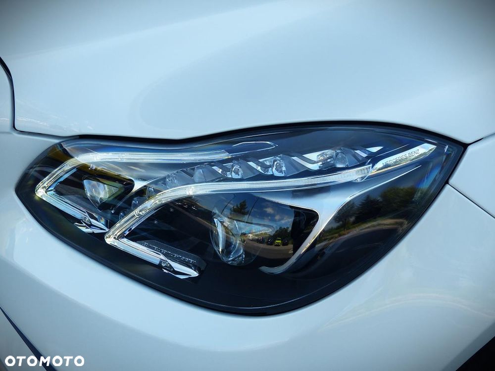 Mercedes-Benz Klasa E 63 AMG S 4-Matic - 10