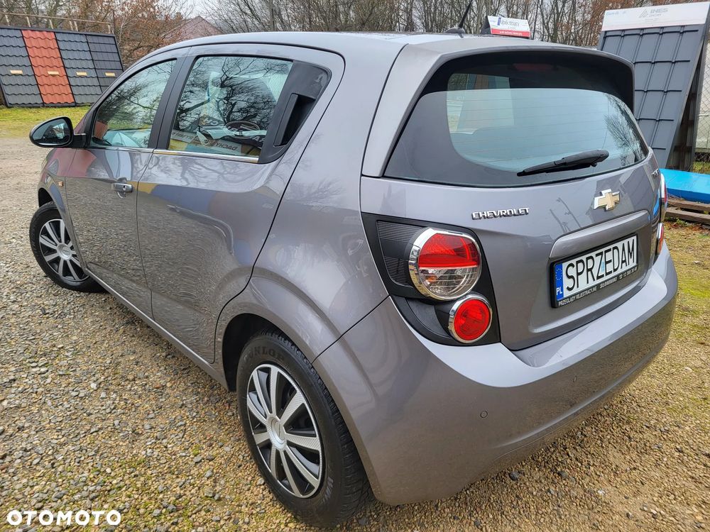 Chevrolet Aveo 1.6 LTZ - 14