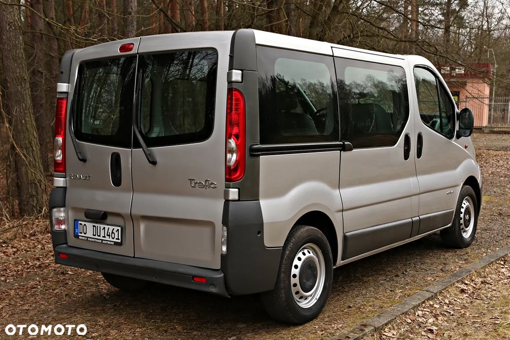 Renault Trafic - 21