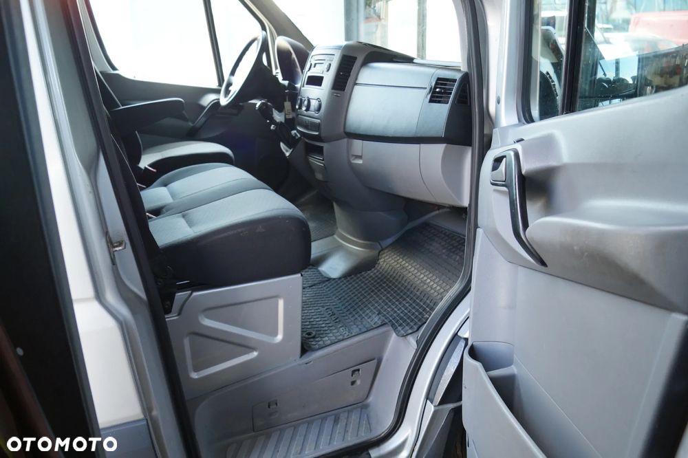 Volkswagen Crafter - 19