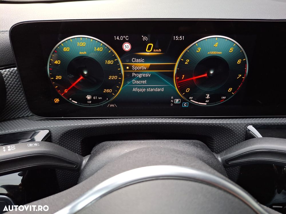 Mercedes-Benz CLA 180 7G-DCT - 23