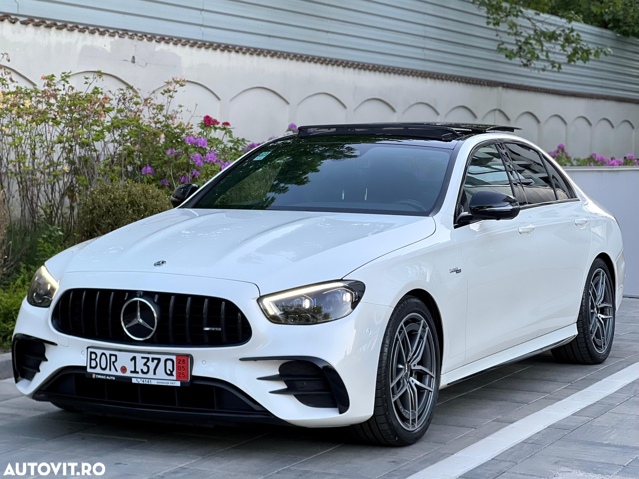 Mercedes-Benz E 53 AMG 4Matic AMG Speedshift 9G-MCT - 3