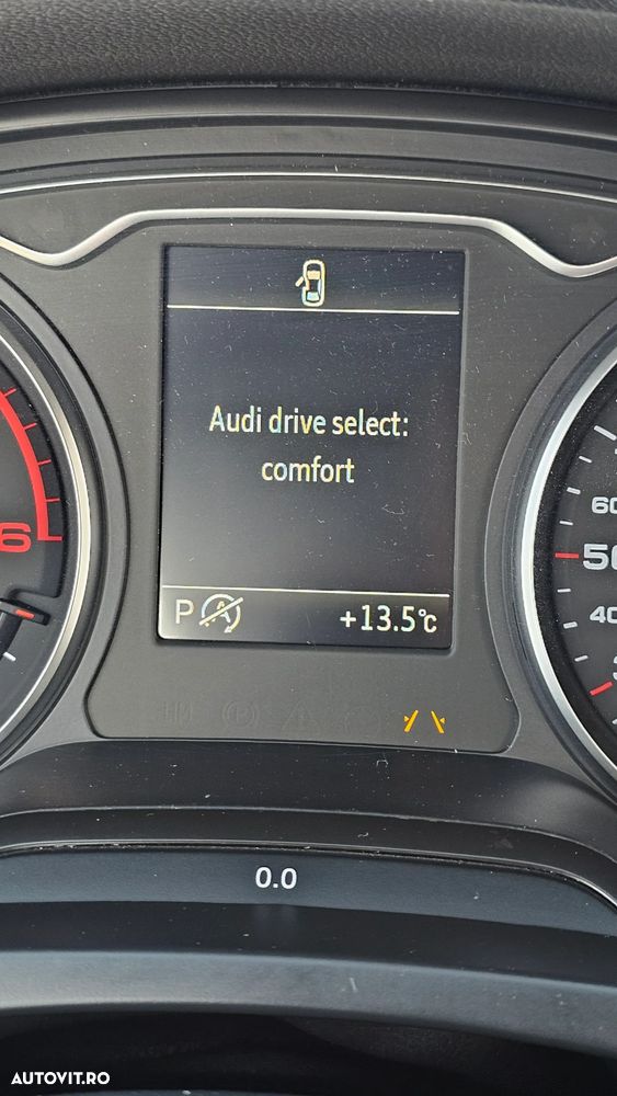 Audi A3 2.0 TDI Sportback S tronic S line Sportpaket - 24