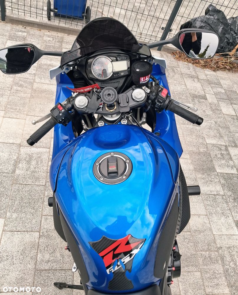 Suzuki GSX-R - 11