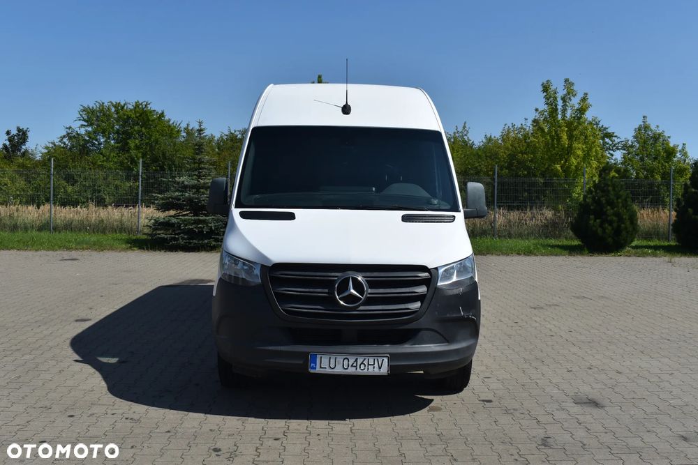Mercedes-Benz Sprinter - 3