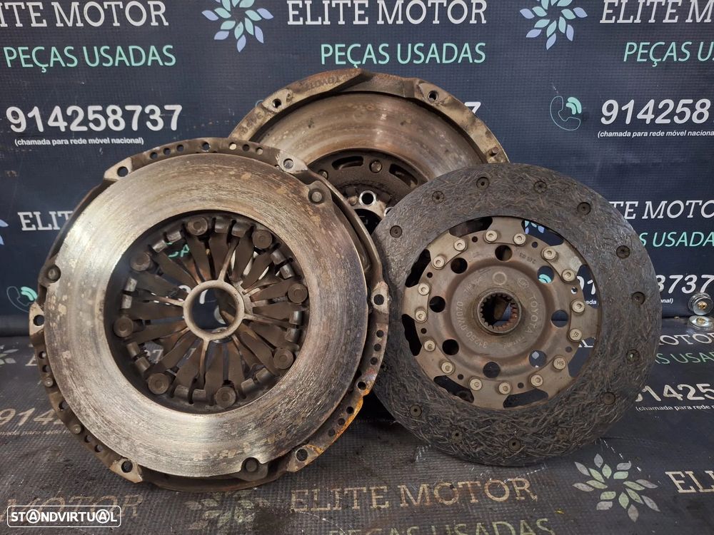 Bimassa usado LEXUS IS220D 177CV 2AD FHV VOLANTE MOTOR EMBRAIAGEM - 1