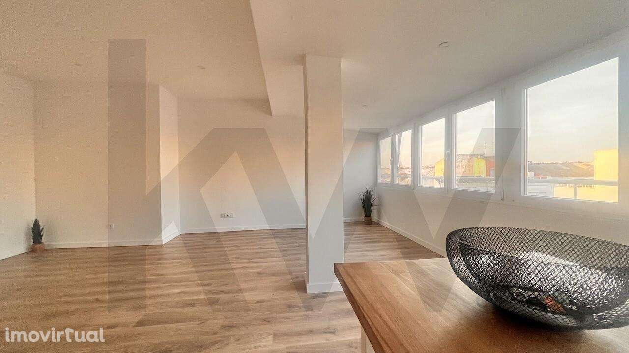 Apartamento T2 totalmente remodelado, centro/Baixa do Montijo, excelen - Grande imagem: 2/26