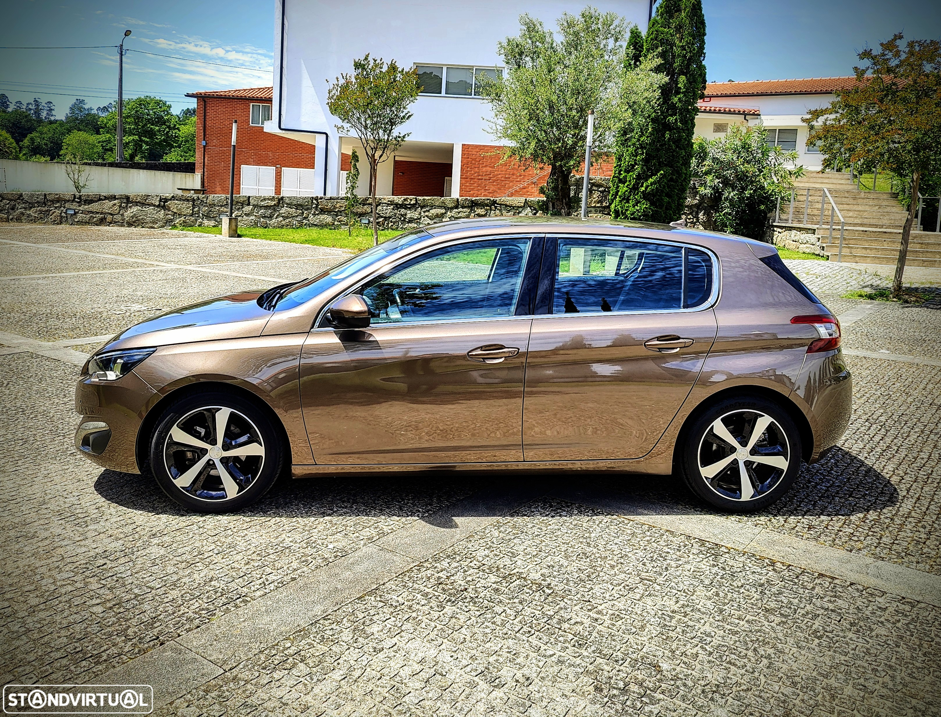 Peugeot 308 1.2 PureTech Allure Full LED - 22