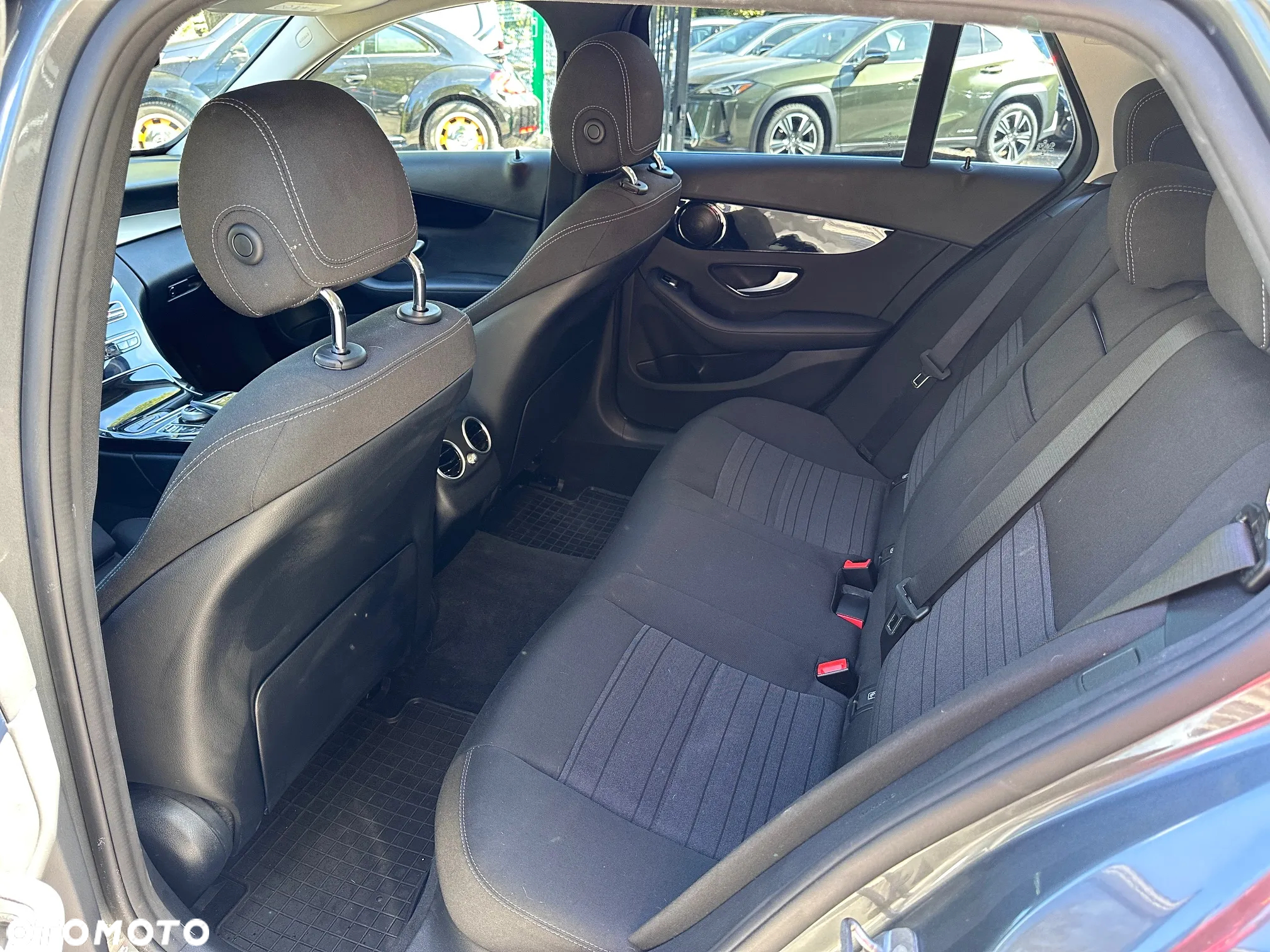 Mercedes-Benz Klasa C 300 de 9G-TRONIC - 27