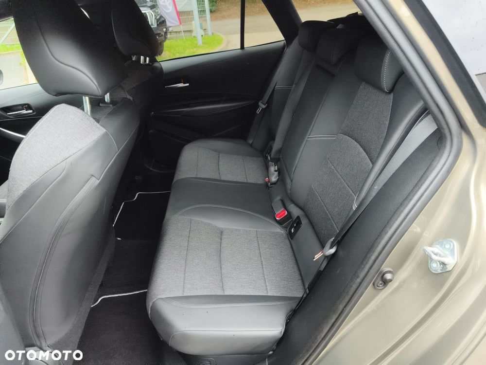 Toyota Corolla 2.0 Hybrid Style - 15
