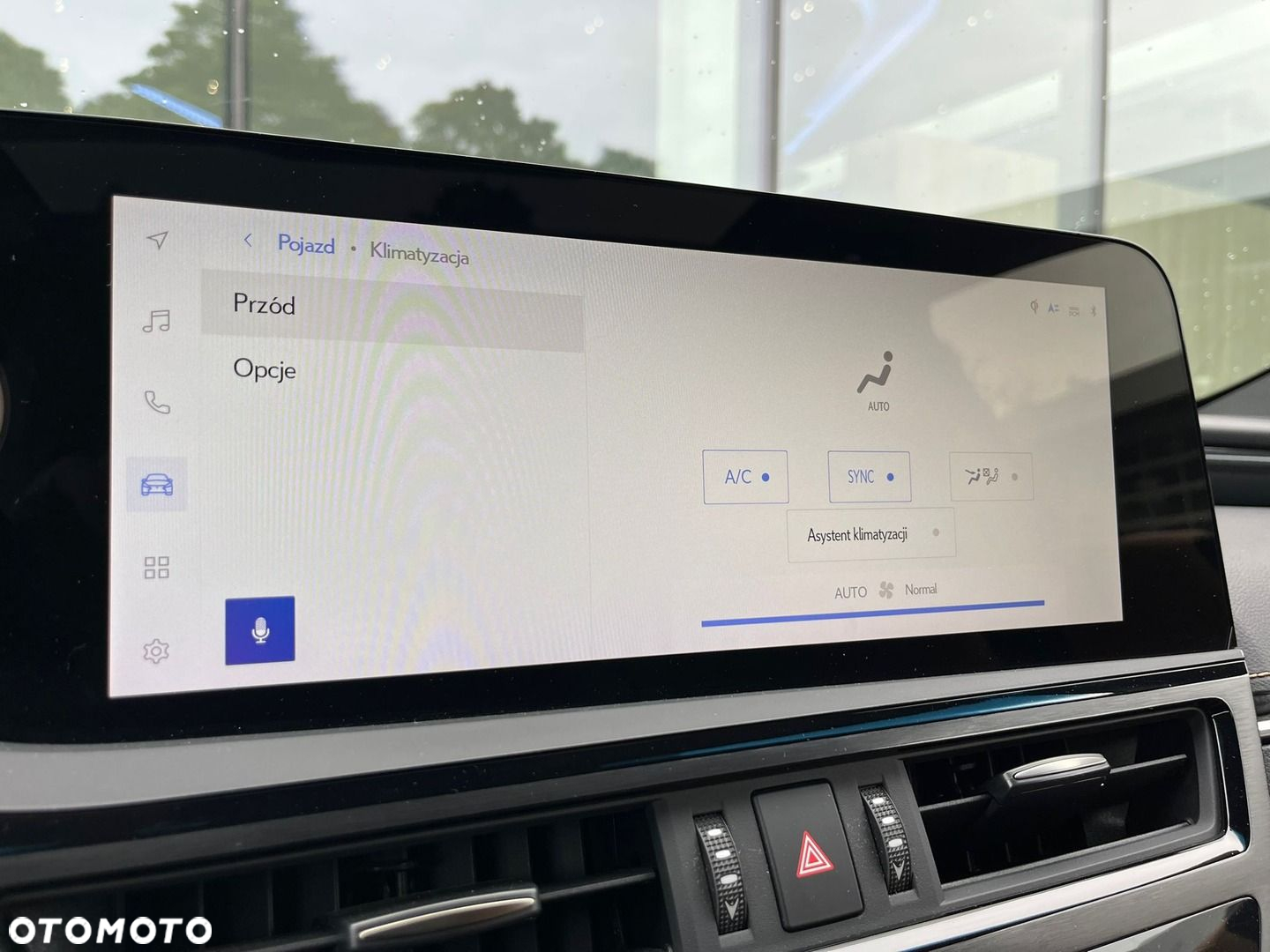 Lexus ES 300h Business Edition - 21