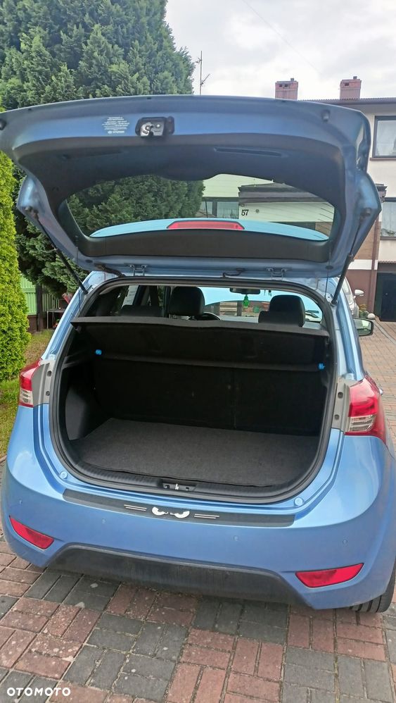 Hyundai ix20 1.4 Premium blue - 10