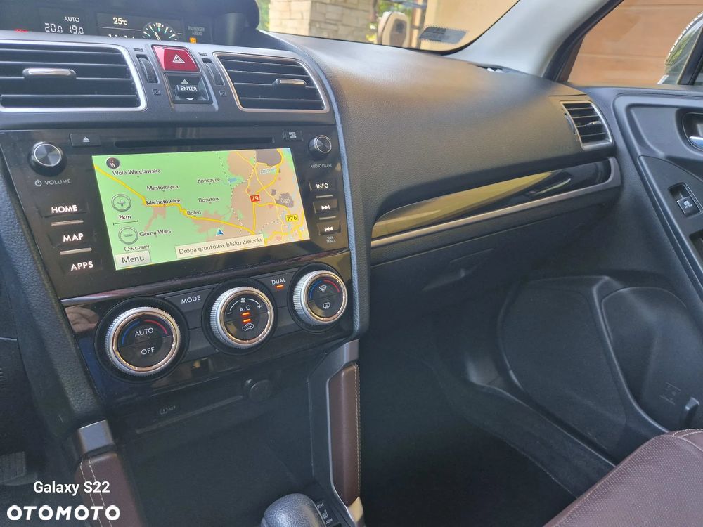 Subaru Forester 2.0i Platinum Lineartronic - 10