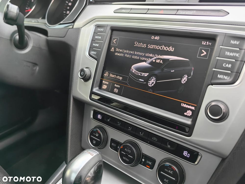 Volkswagen Passat Variant 2.0 TDI SCR DSG BlueMotion Comfortline - 20