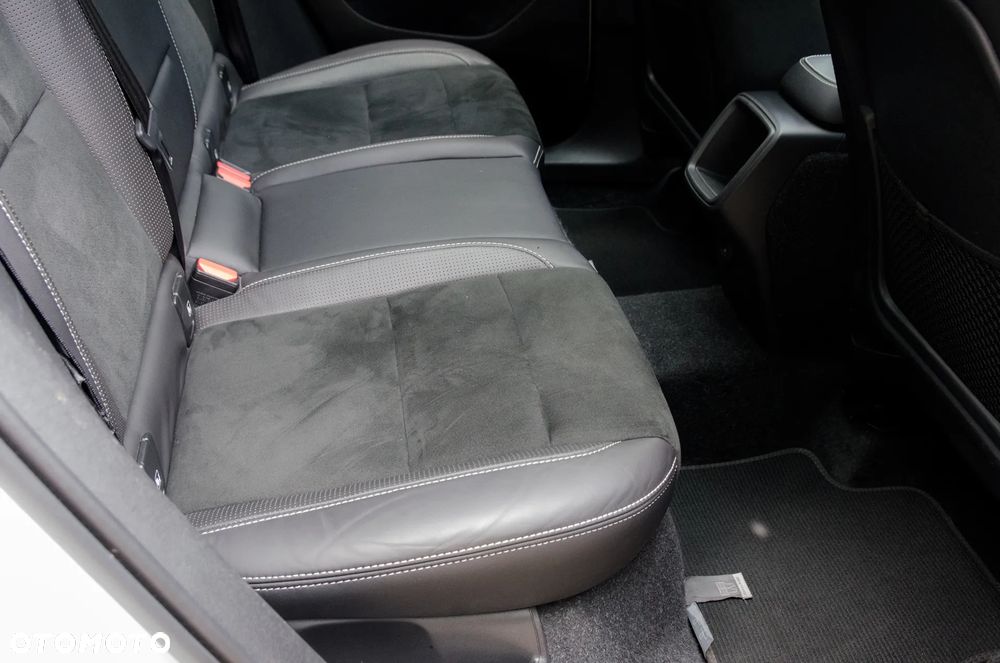 Volvo XC 40 T4 Geartronic R-Design - 18