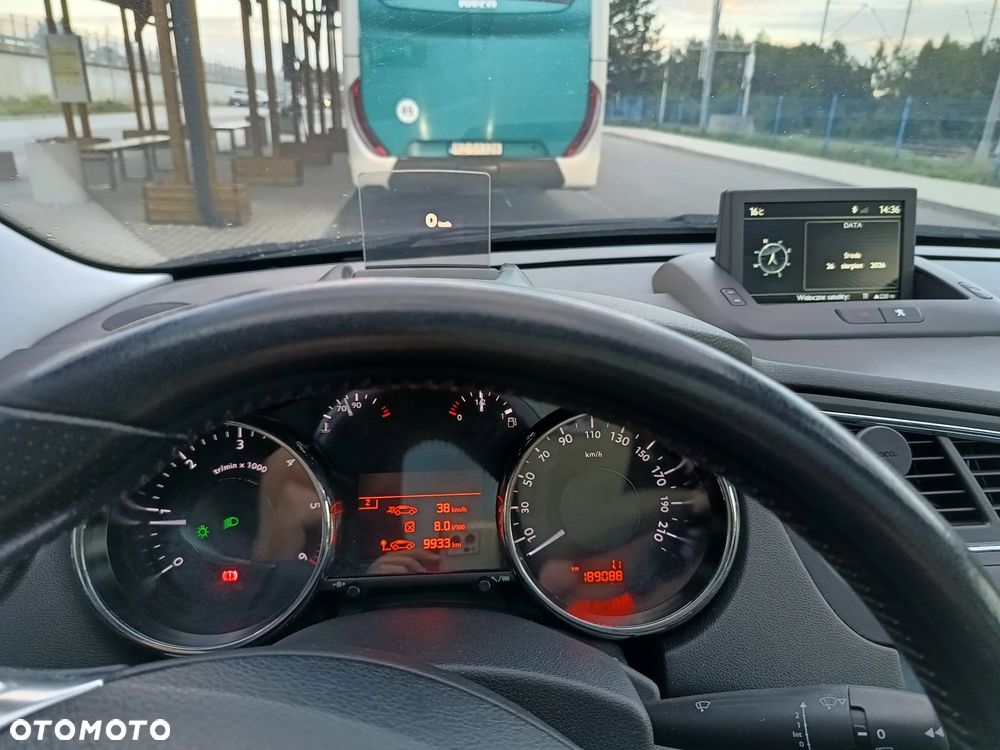 Peugeot 5008 2.0 BlueHDi Allure - 25