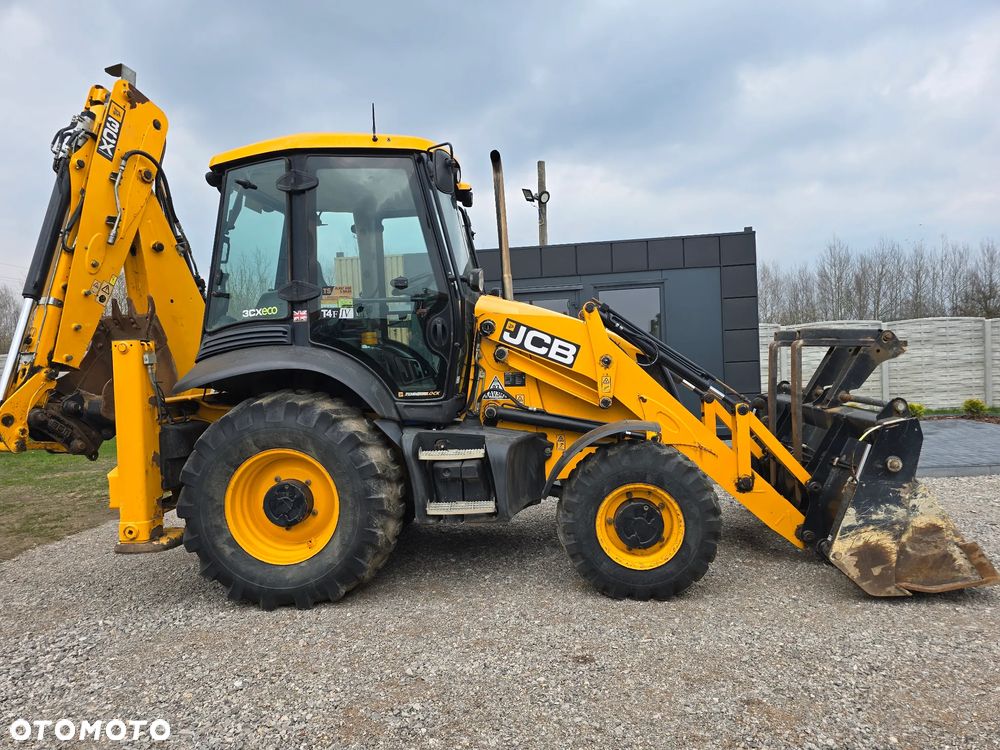 JCB - 7