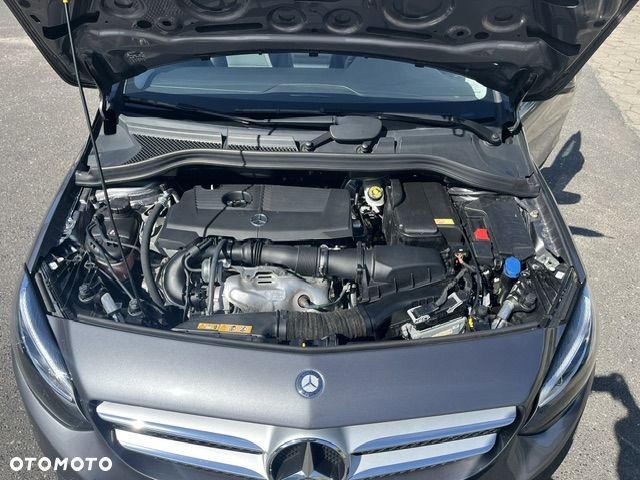 Mercedes-Benz Klasa B 180 7G-DCT Edition - 7