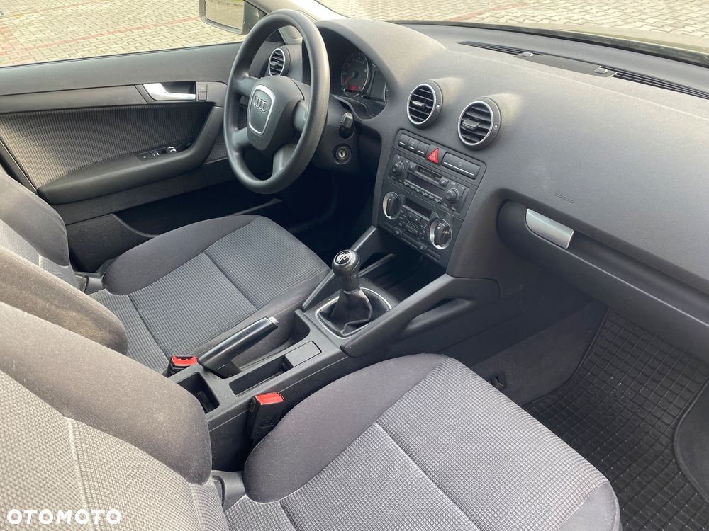 Audi A3 Sportback - 7
