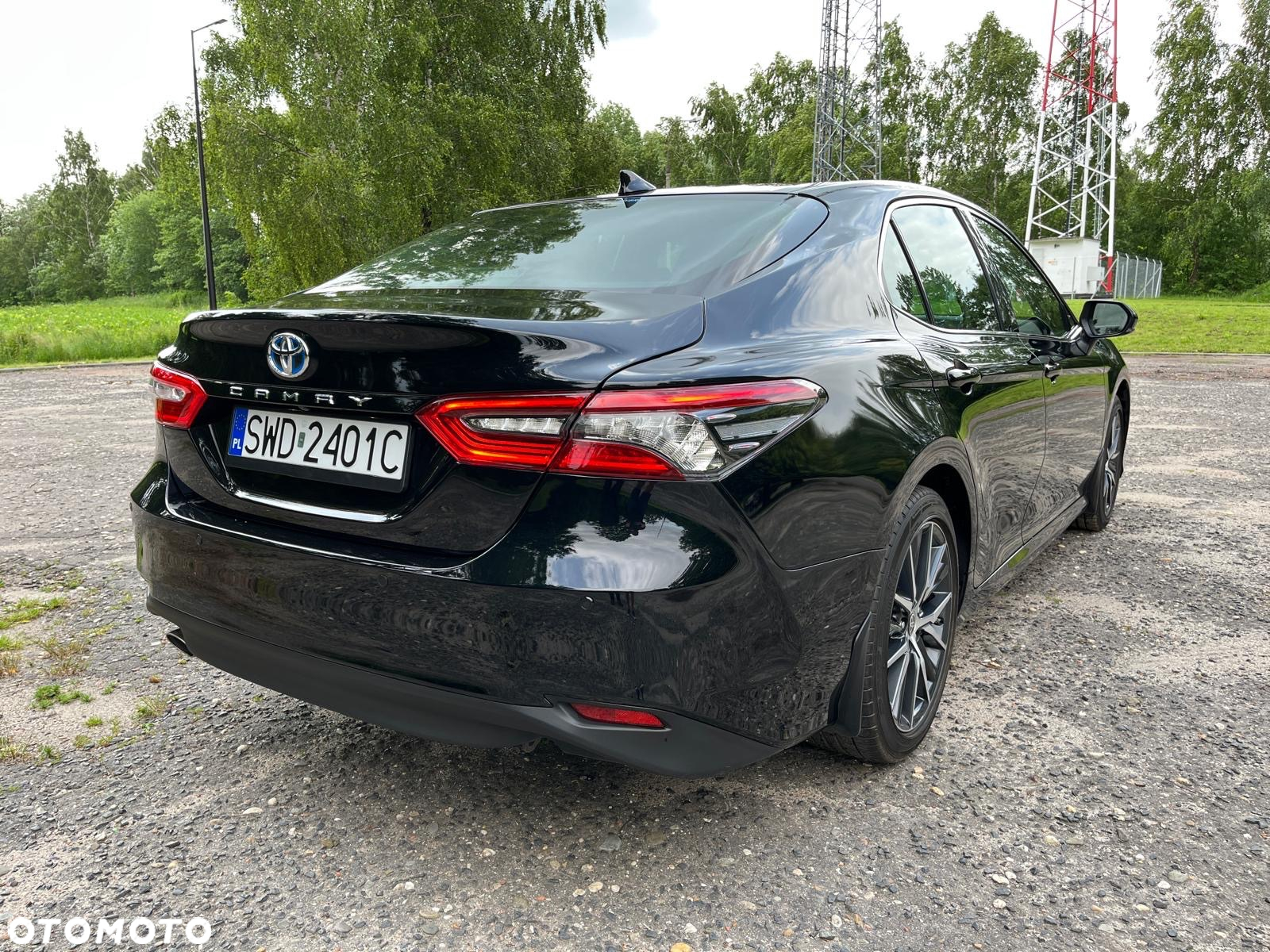Toyota Camry 2.5 Hybrid Executive CVT - 5