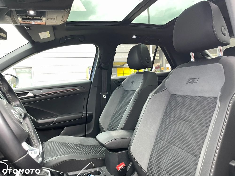 Volkswagen T-Roc - 17