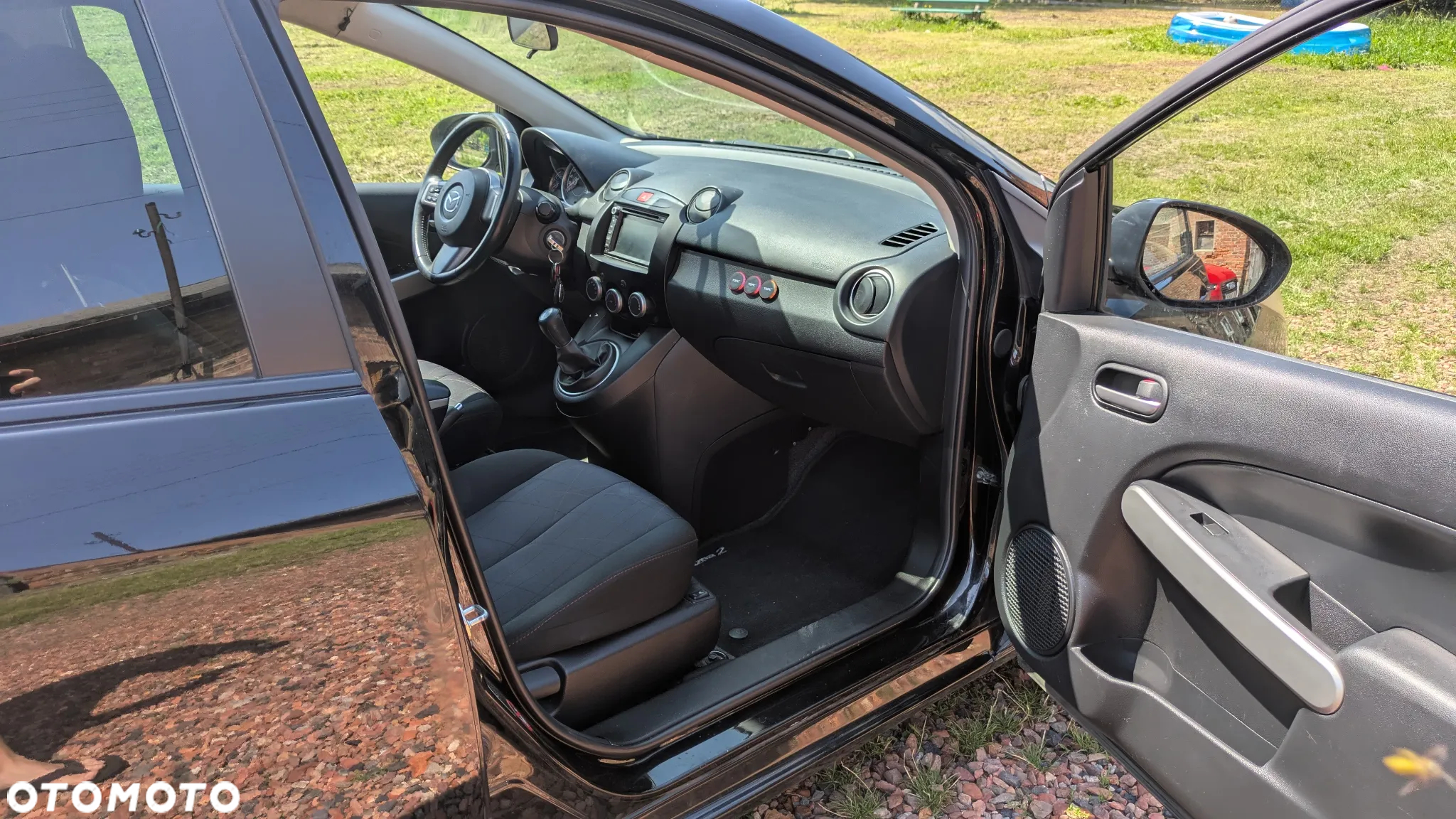 Mazda 2 1.3 Navi + - 9