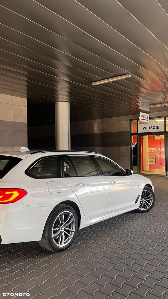 BMW Seria 5 520d - 26
