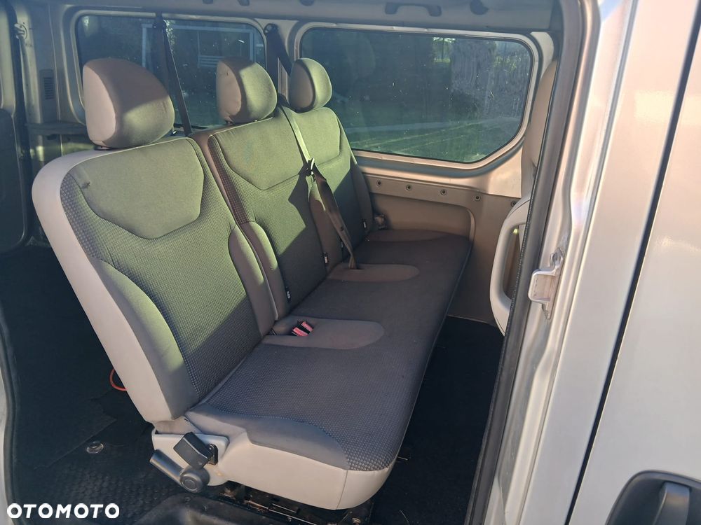 Opel Vivaro L2H1 2.9t - 10