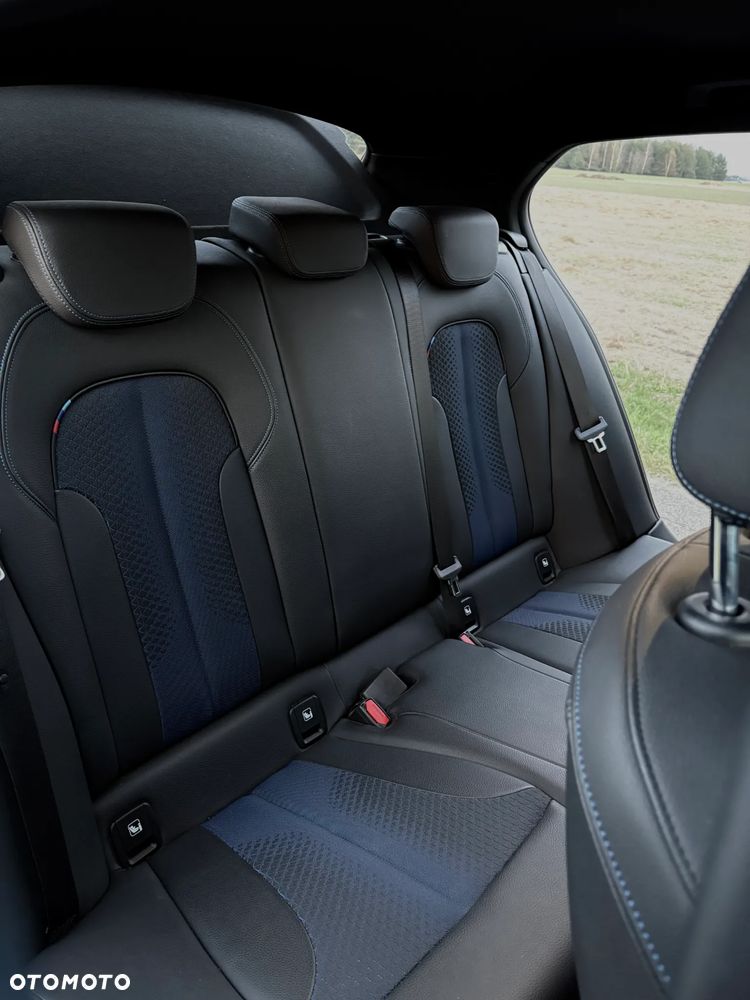 BMW Seria 1 118i M Sport - 9