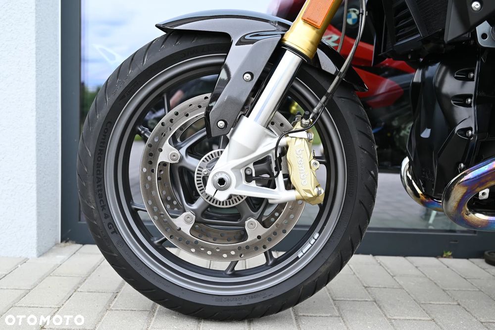 BMW R - 12