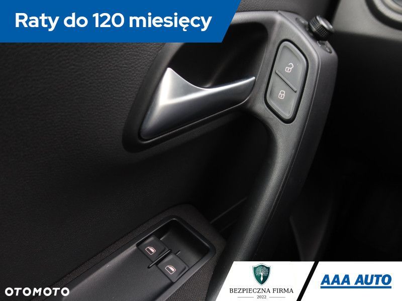 Volkswagen Polo - 15