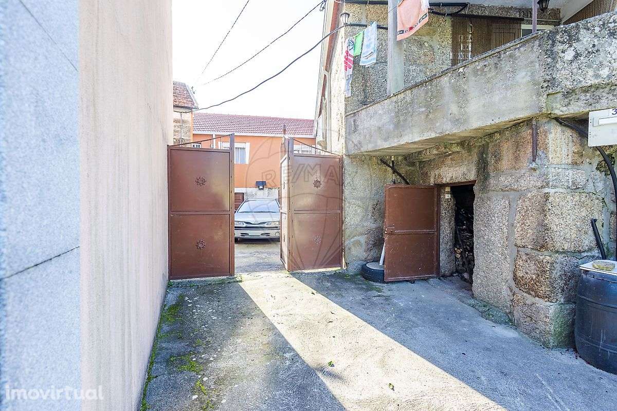 Moradia T2 para venda - Grande imagem: 2/16