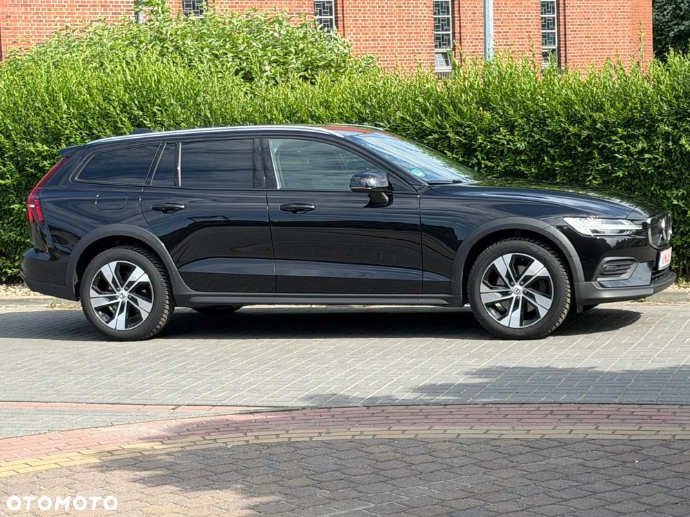 Volvo V60 Cross Country B4 D AWD Geartronic Pro - 8
