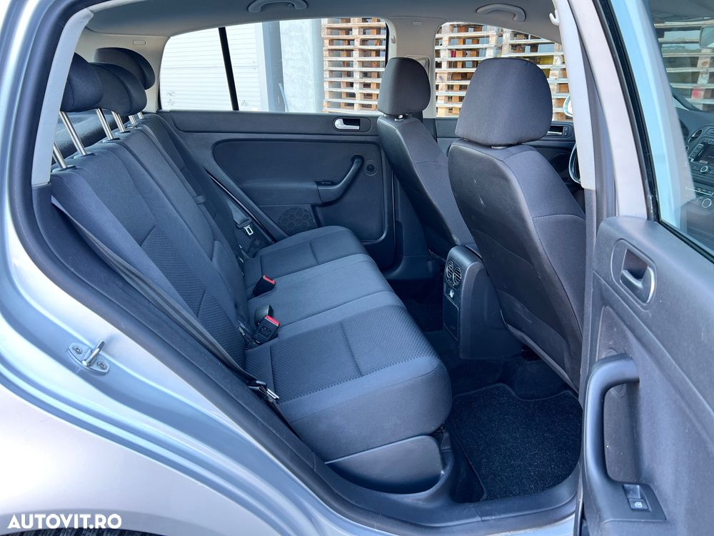 Volkswagen Golf Plus 2.0 TDI DPF Highline - 11