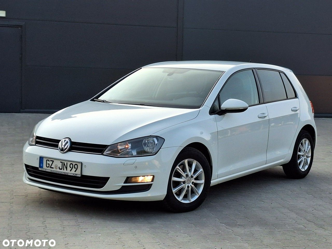Volkswagen Golf - 3