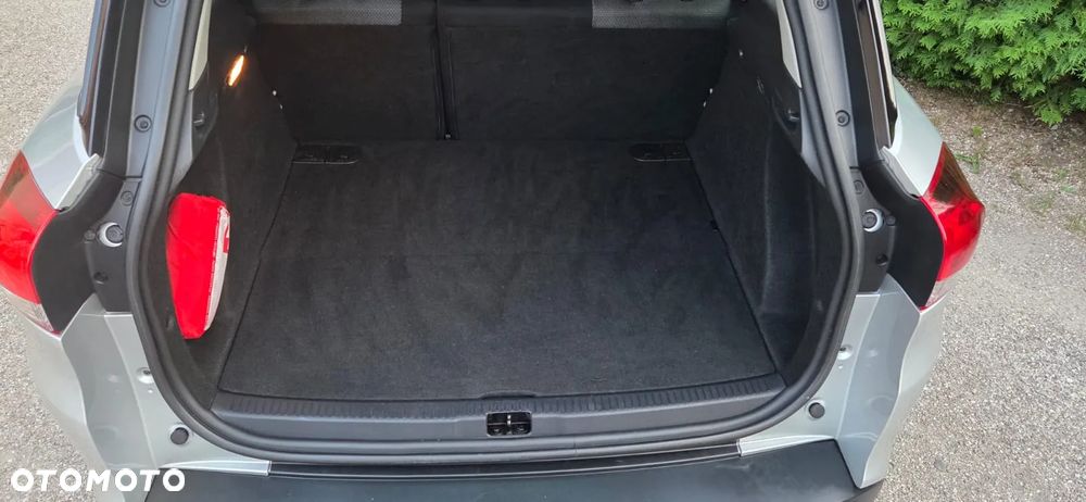 Renault Clio TCe 90 INTENS - 29