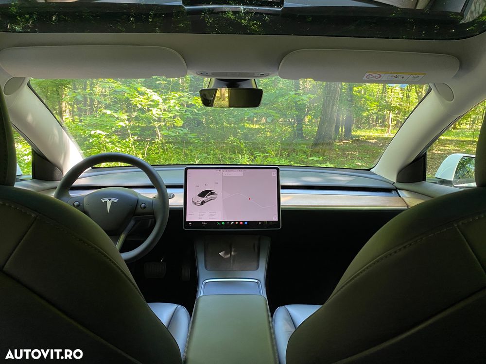 Tesla Model 3 - 26
