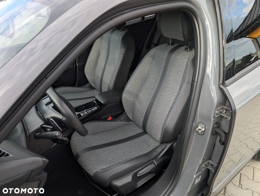 Peugeot 2008 PureTech 130 EAT8 Allure - 35