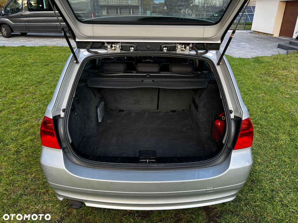 BMW Seria 3 - 11