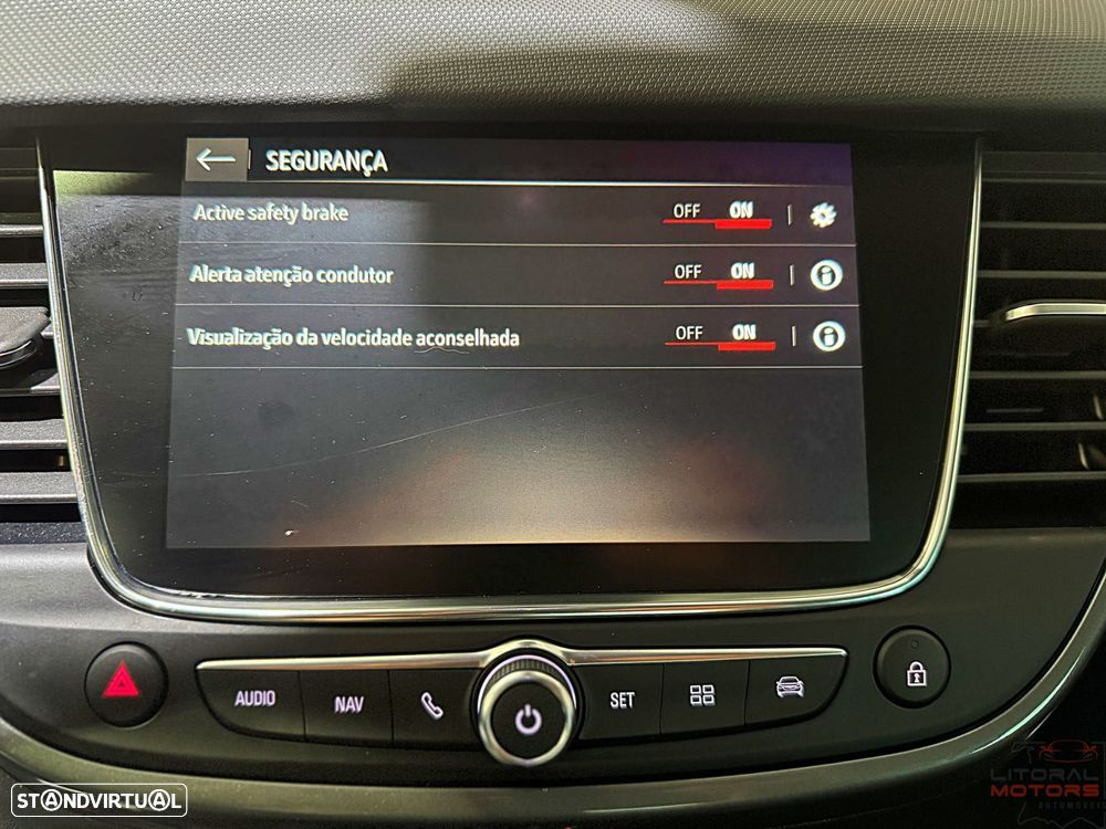 Opel Crossland 1.2 T GS Line - 35