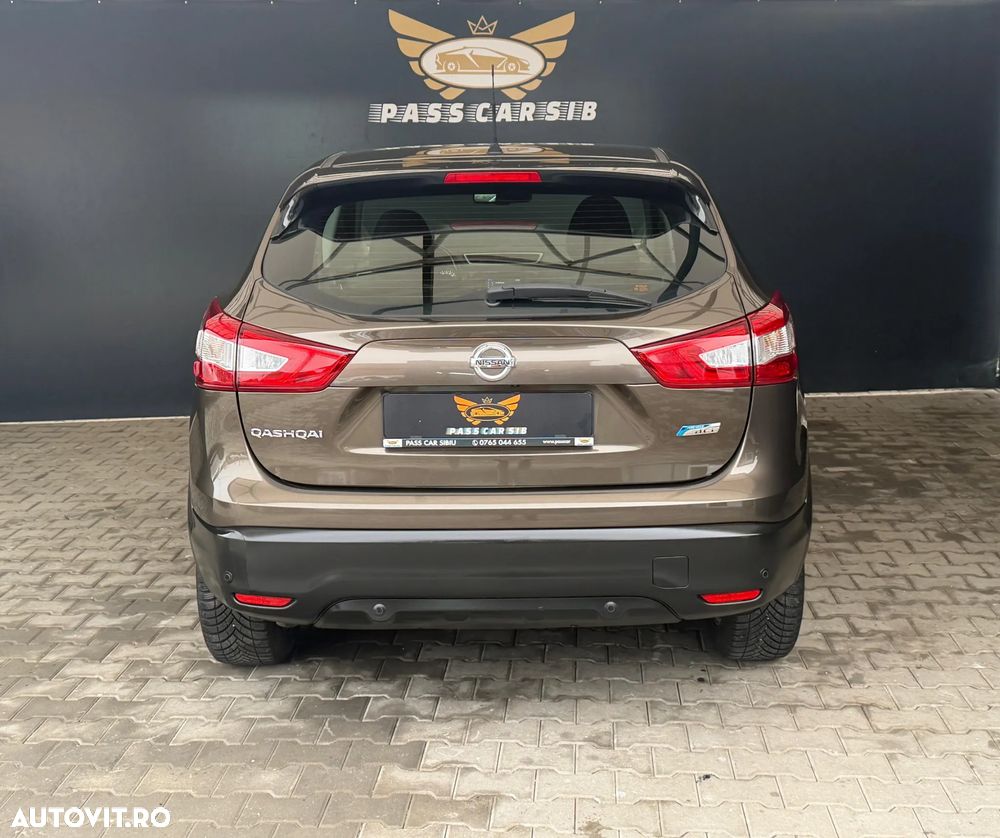 Nissan Qashqai 1.6 DCI Start/Stop X-TRONIC Acenta - 6