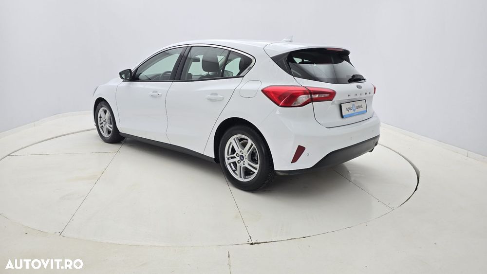 Ford Focus 1.0 EcoBoost Trend - 9