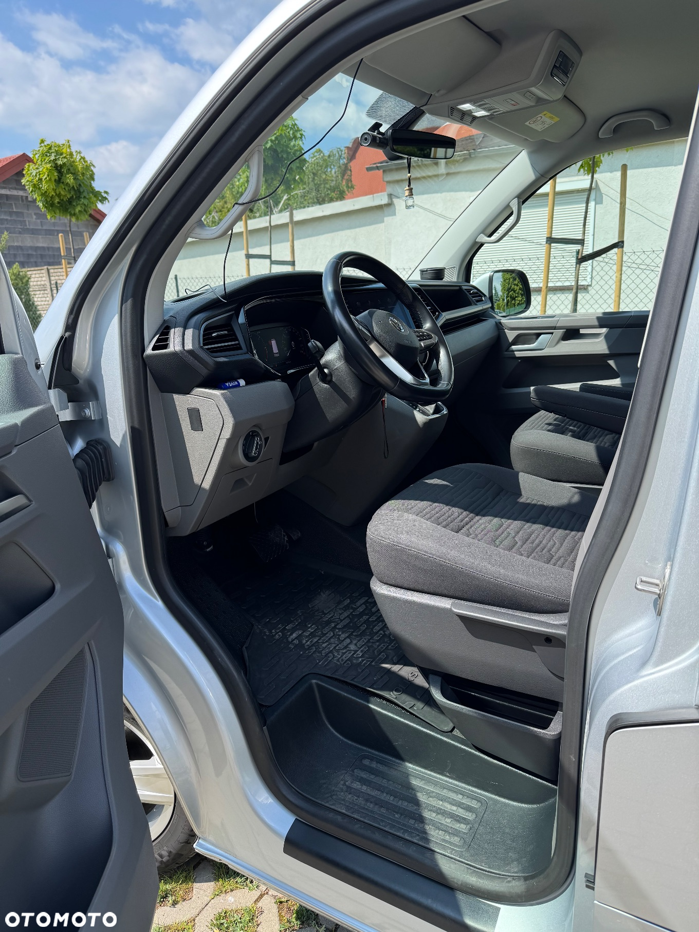 Volkswagen Caravelle 6.1 2.0 TDI L2 Comfortline DSG - 26