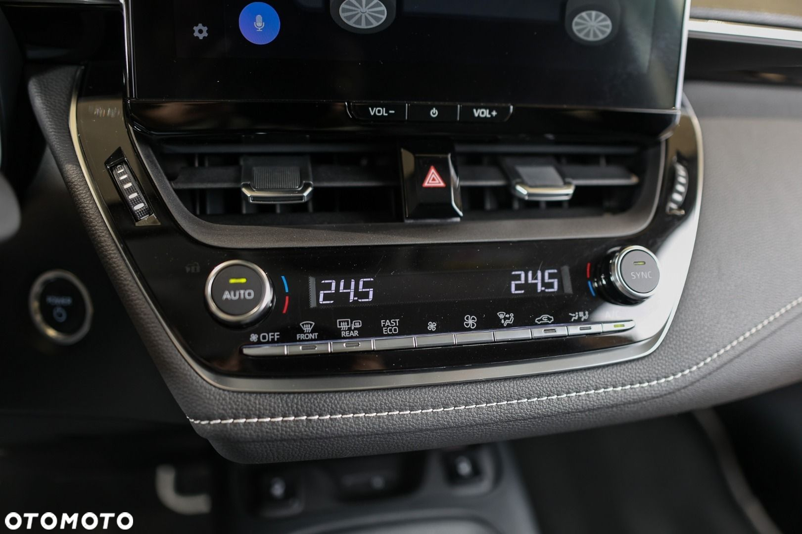 Toyota Corolla - 27