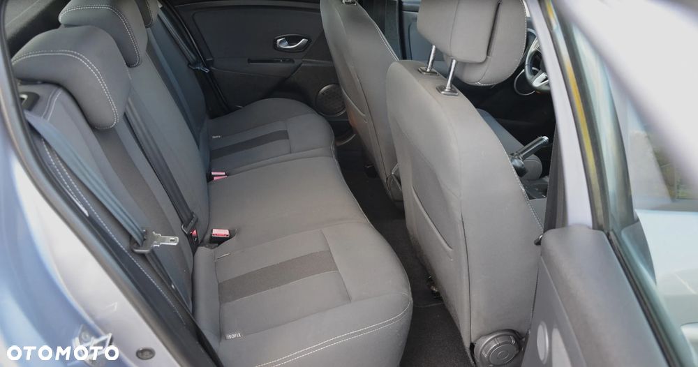 Renault Megane - 18