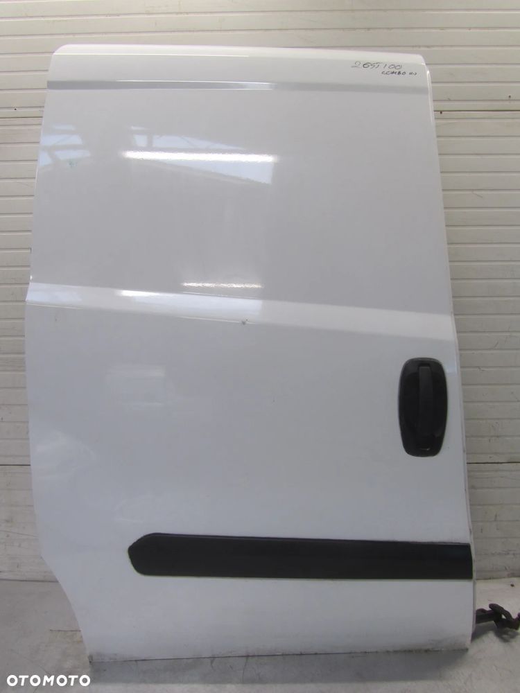 Drzwi Prawy Bok Opel Combo 2011- - 1